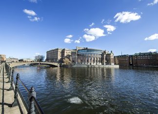 Många motioner om sjöfart