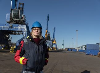 Avgiftshöjningar skjuts upp