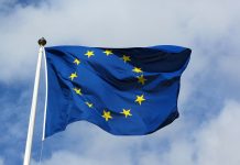 EU stoppar fartyg med rysk flagg