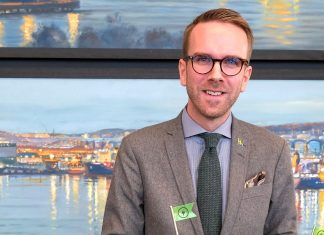 Sjöfarten i fokus när ny minister besökte Göteborgs hamn